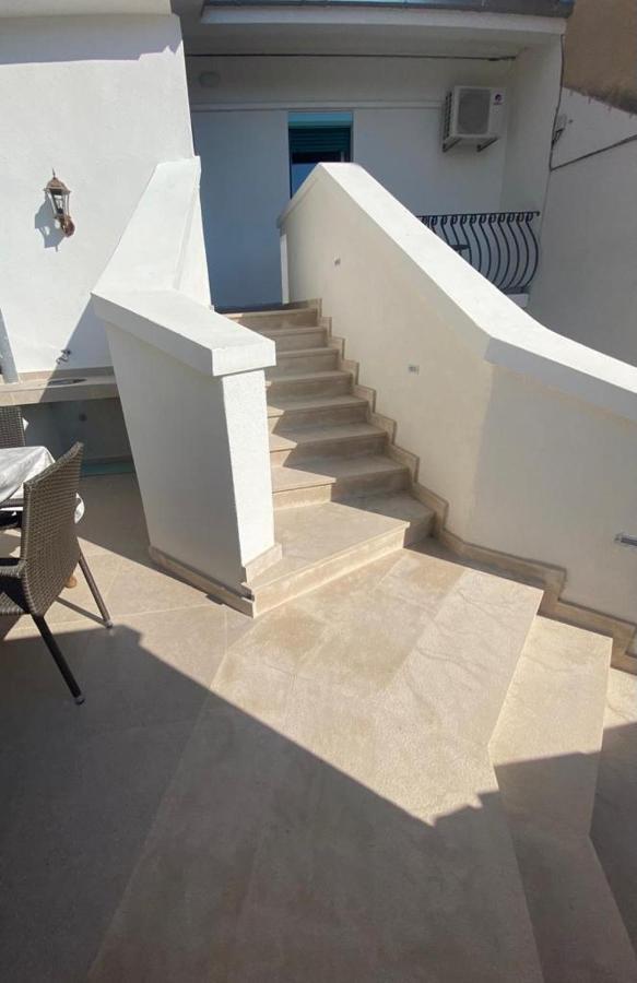 Duje & Roko Apartments Sibenik Luaran gambar