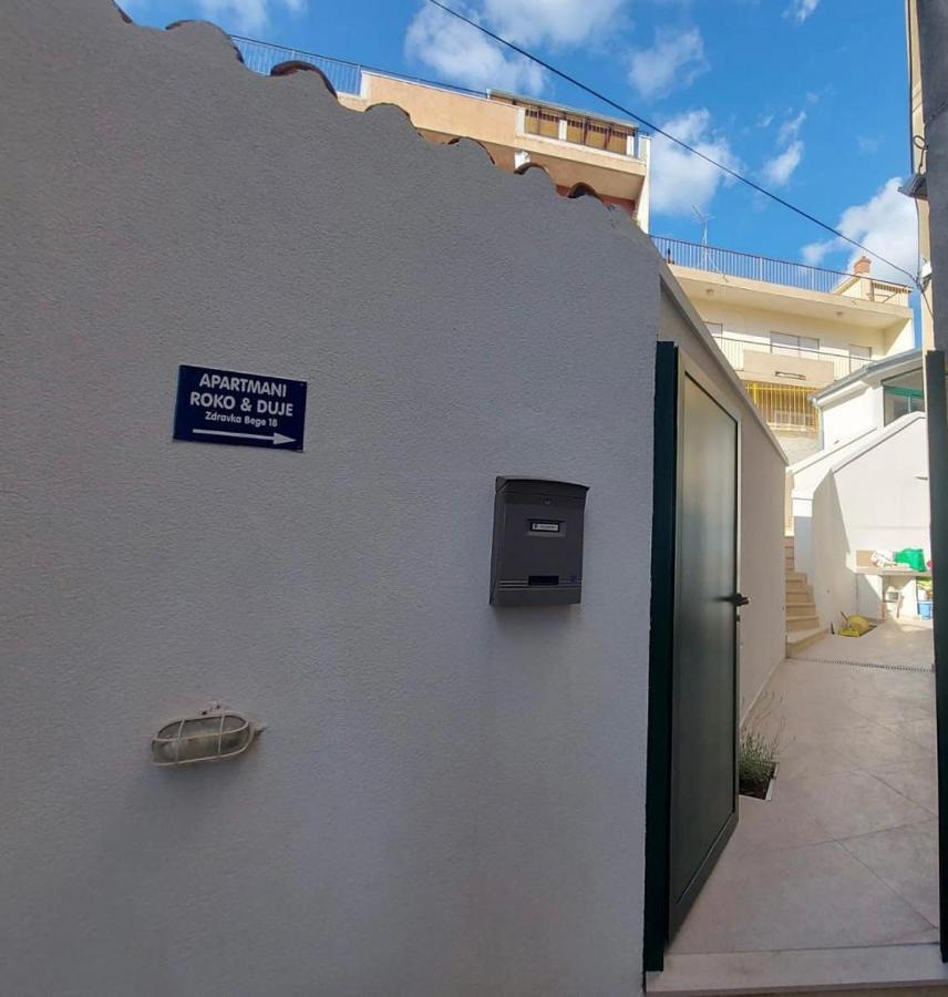 Duje & Roko Apartments Sibenik Luaran gambar