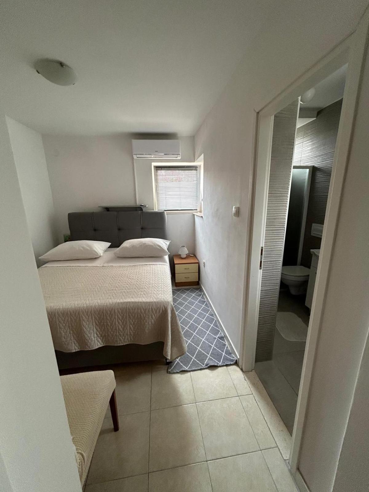 Duje & Roko Apartments Sibenik Luaran gambar