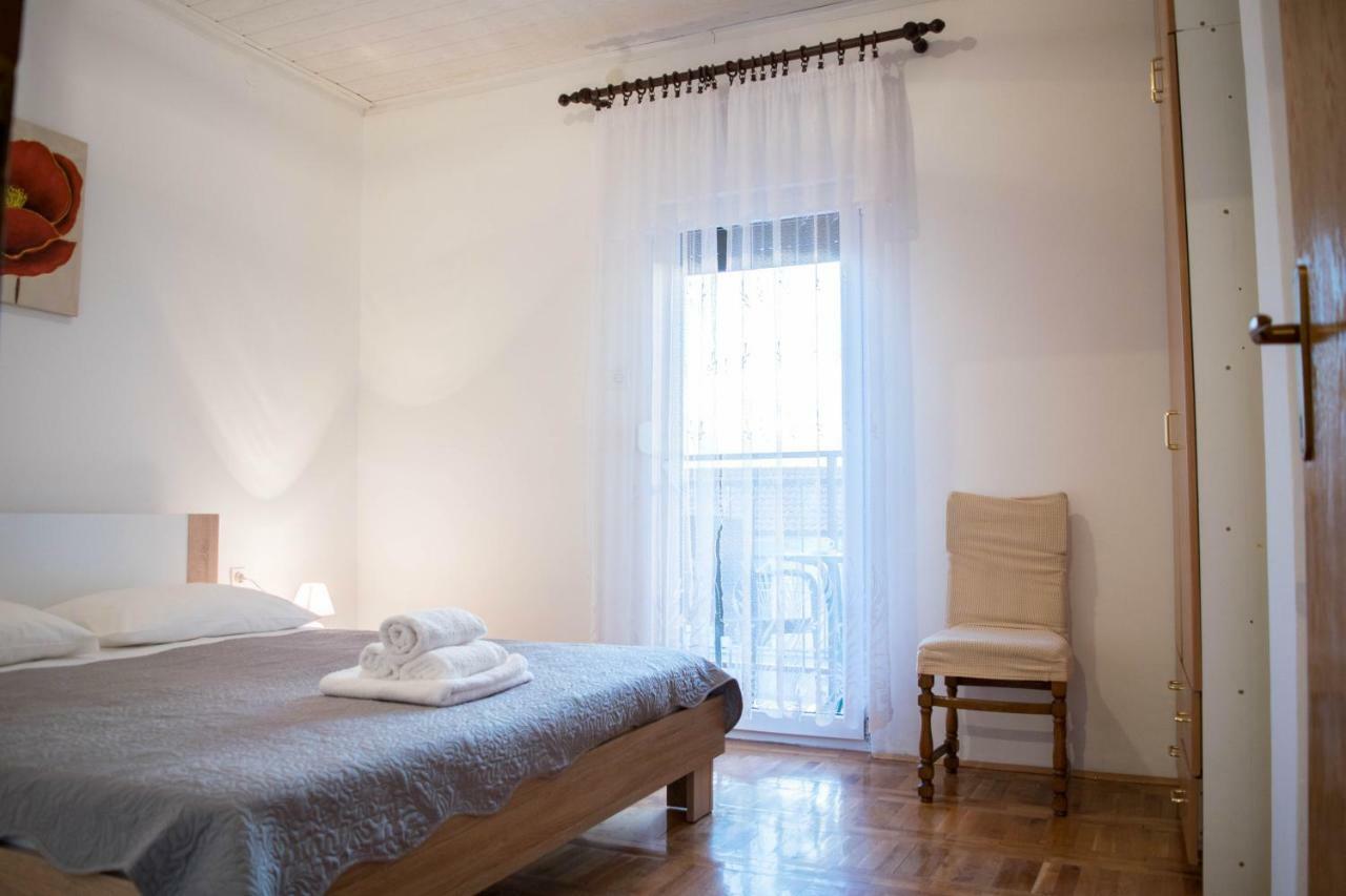 Duje & Roko Apartments Sibenik Luaran gambar